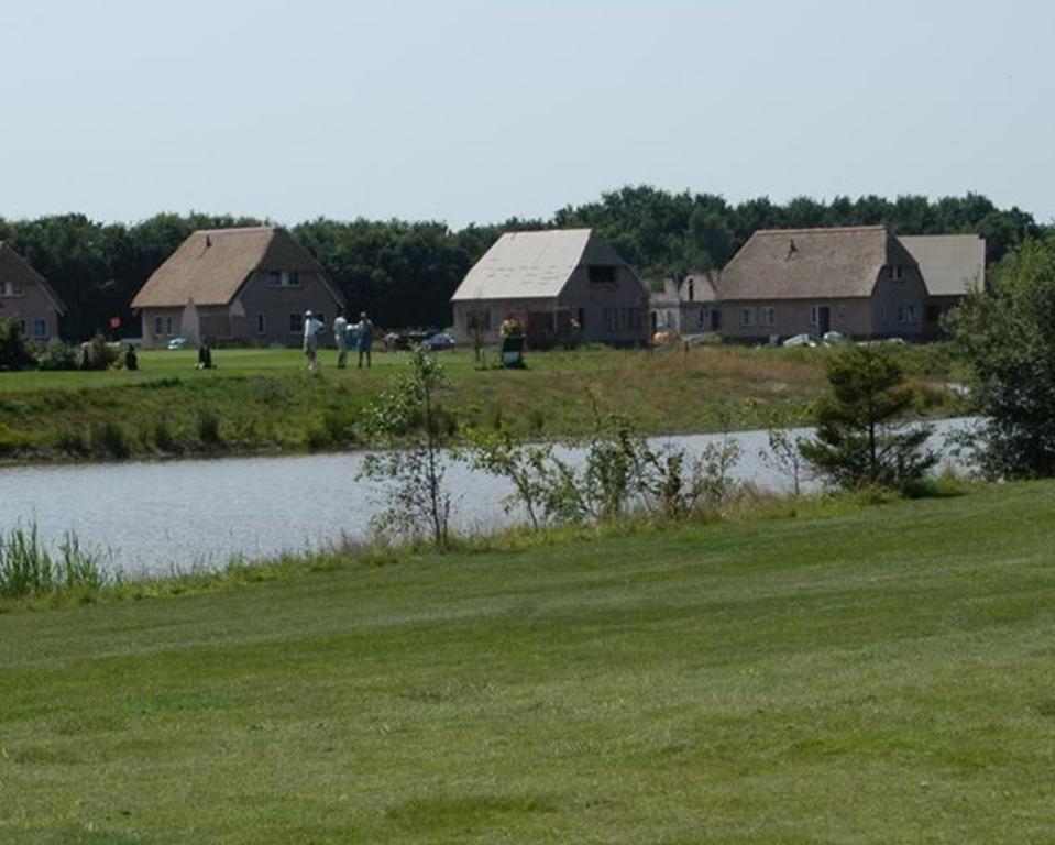 Villa Martensplek Met Sauna Tiendeveen Екстер'єр фото